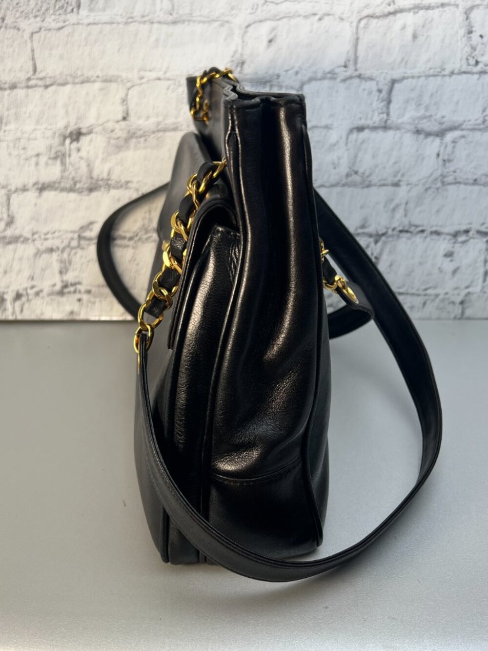 Chanel CC Flap Shopping Tote (1994) - Picture 3 of 5